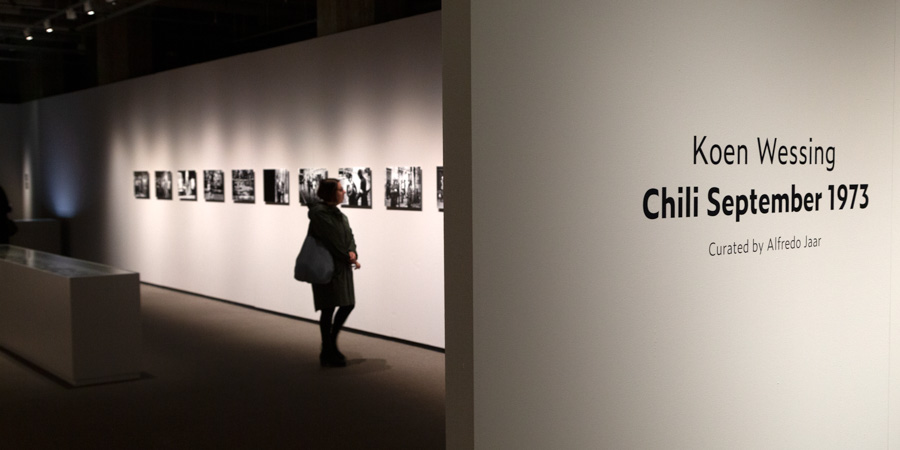 A gallery of Koen Wessing's photographs from Chile, photographed during September 1973, curated by Alfredo Jaar.